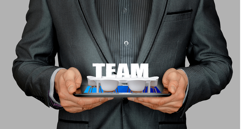 Comment structurer une équipe marketing sans budget : le guide